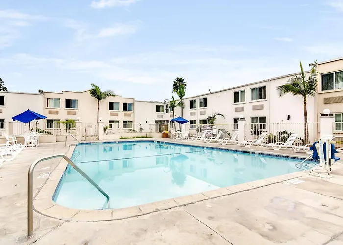 Motel 6-Carson, Ca (Adults Only)